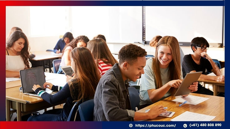 Tham gia hoạt động nhóm và học cách tự quản lý giúp hòa nhập nhanh với môi trường học tập