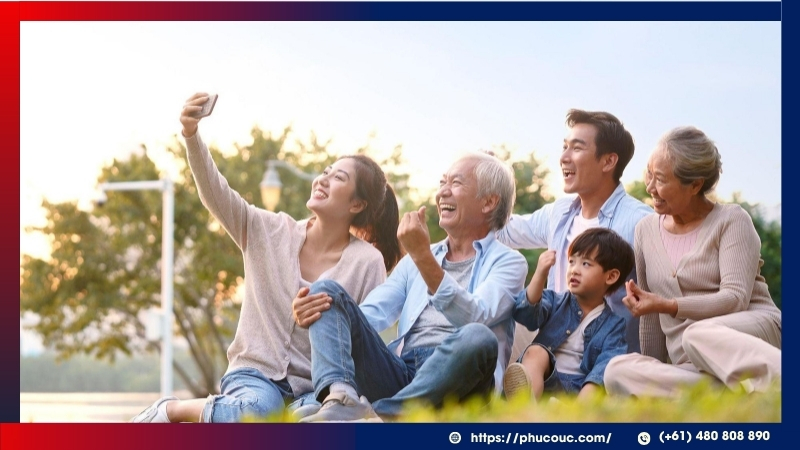 Hồ sơ cần thể hiện ràng buộc gia đình công việc và tài sản tại Việt Nam