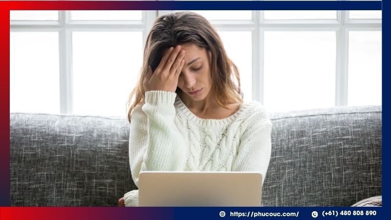 Nộp trễ dễ lỡ kỳ nhập học tốn kém chi phí và giảm uy tín với Bộ Di trú