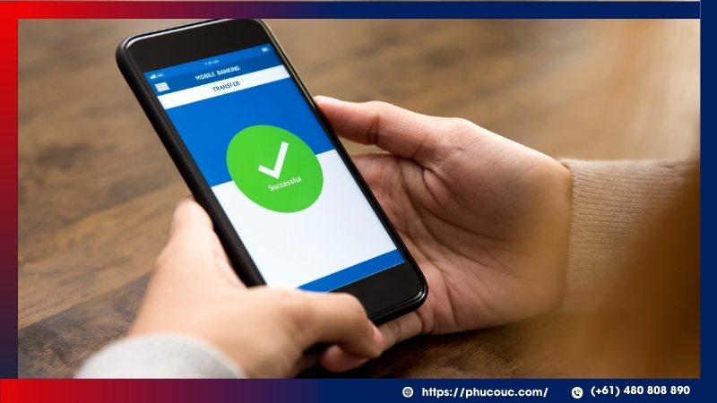 Sau khi nhận thư mời bạn cần ký xác nhận và đóng học phí đặt cọc cùng bảo hiểm