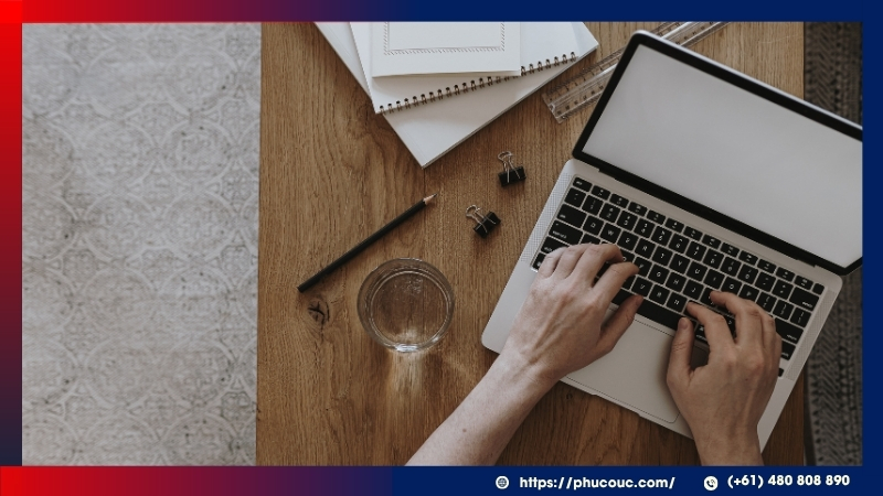 Visa Grant Letter cần được in và mang theo để xác minh thông tin khi du học